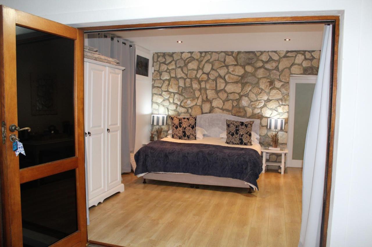 Kleinzee Oceanfront Guesthouse Gansbaai Exteriér fotografie