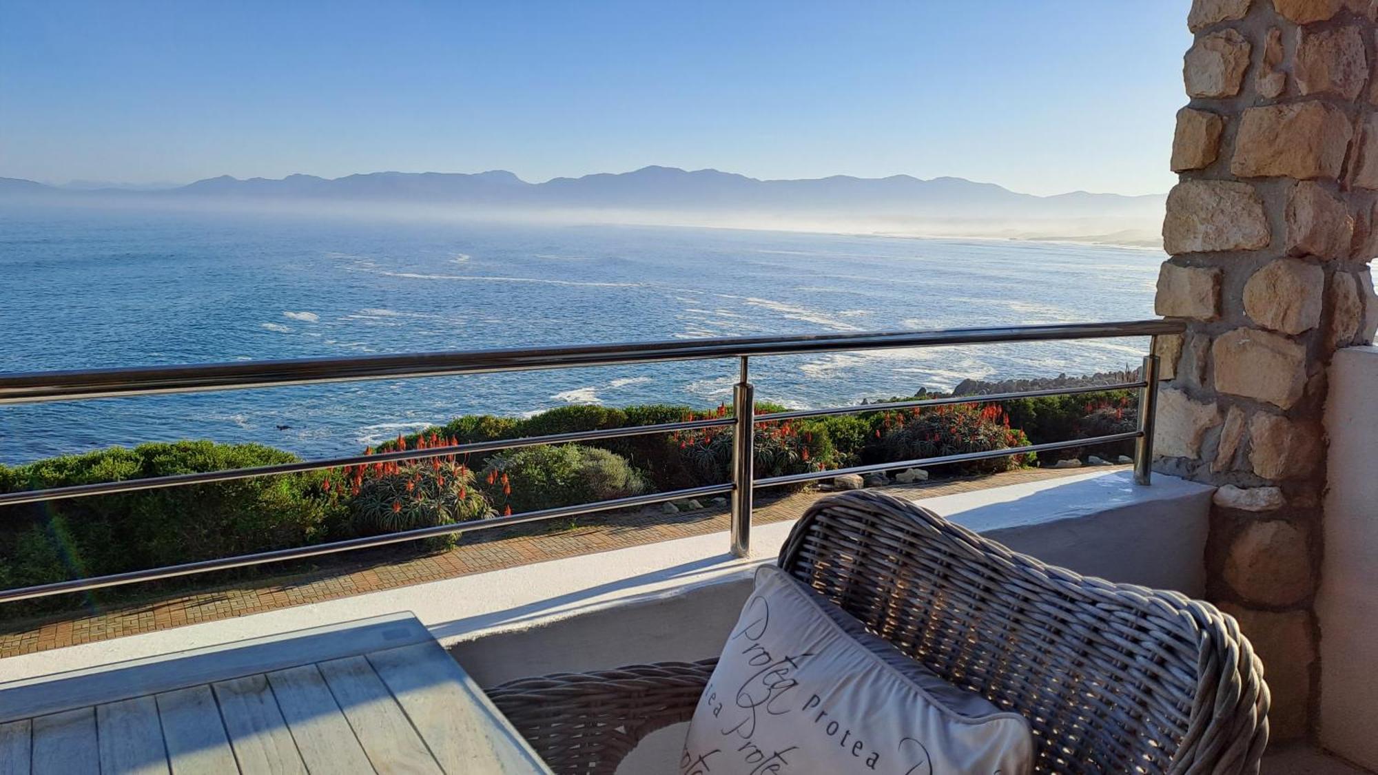 Kleinzee Oceanfront Guesthouse Gansbaai Exteriér fotografie