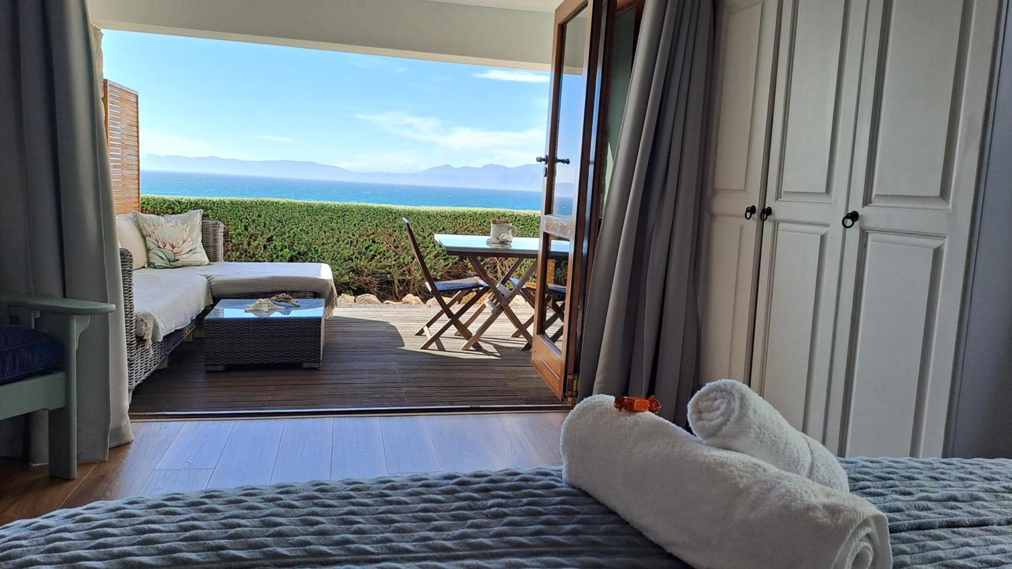Kleinzee Oceanfront Guesthouse Gansbaai Exteriér fotografie